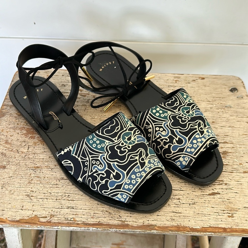 NWOB Maiyet Desert BLUE PATTERNED Sandals size 38
